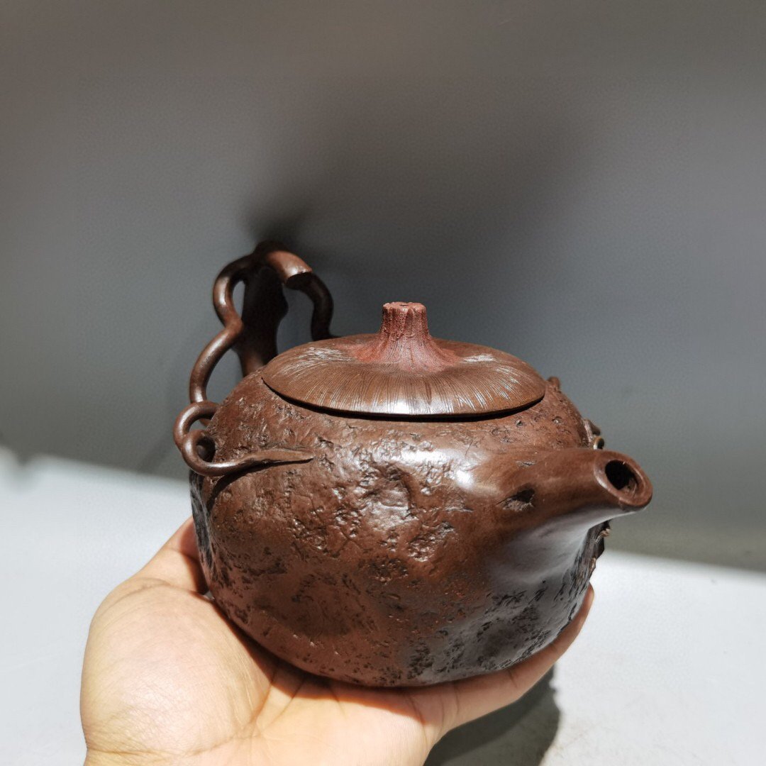 ◆古寳堂◆清代 紫砂壺 供春壺 供春 紫泥 茶具 茶道品 極細工 古置物 古擺件 中国古美術 時代物 古董品_画像5