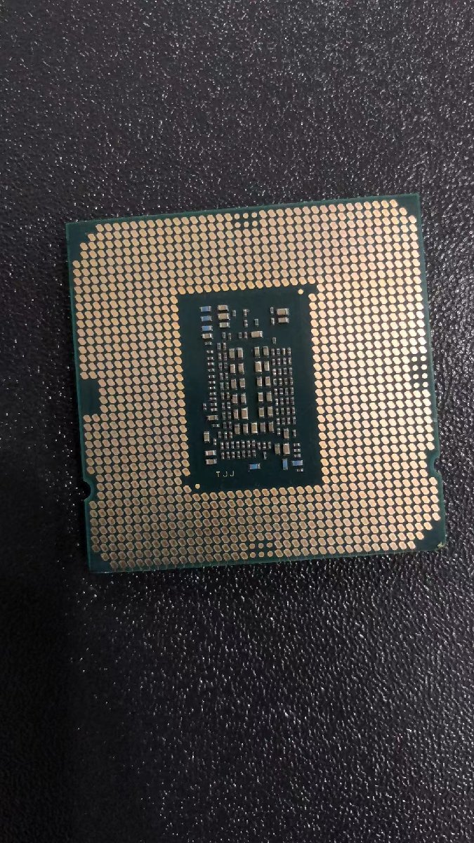 CPU インテルIntel Core I5-10500 プロセッサー 中古 動作未確認 ジャンク品 -9794_画像2