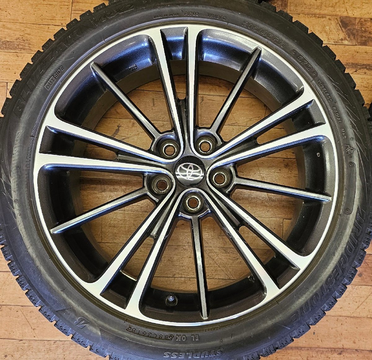 トヨタ86純正(スバルBRZ) アルミ 17x7J +48 100x5H ハブ径約55mm BS/ブリヂストン ブリザック VRX2 215/45R17 2018年製 残溝平均5mm 4本の画像4