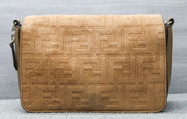 良品 フェンディ 7M0299 2way フラップショルダー クラッチバッグ ブラウン ズッカ柄 スエード×レザー FENDI_画像2