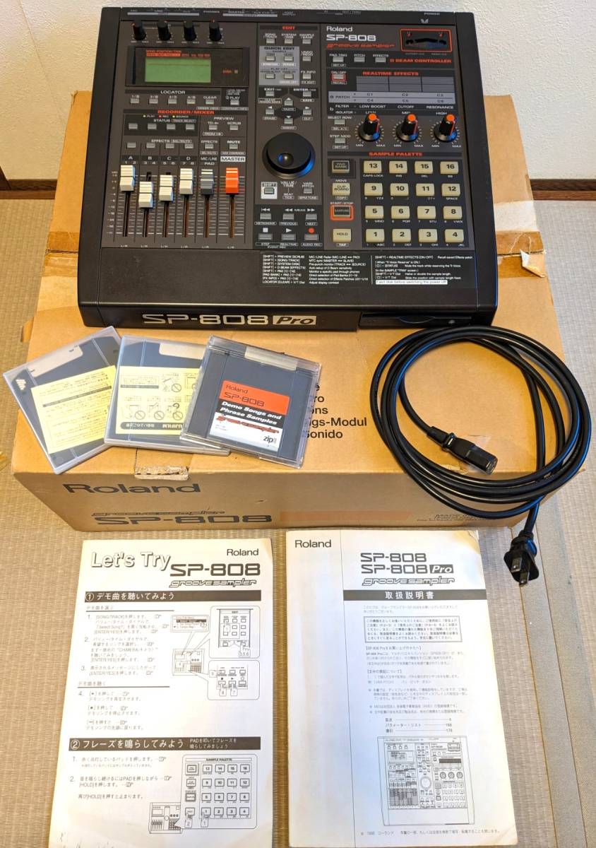 基本動作確認済■ROLAND SP808 PRO サンプラー MTR エフェクト■パラアウトボード付き■取説・電源コード・ZIPディスク・元箱付属_画像1