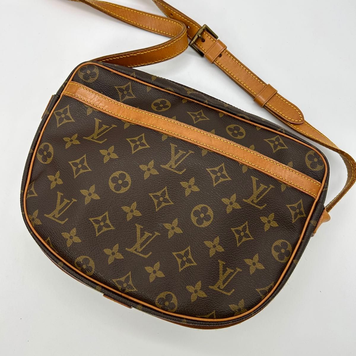 ルイヴィトン ジュヌフィーユ モノグラム ショルダーバッグ ブランドバッグ LOUIS VUITTON ブラウン