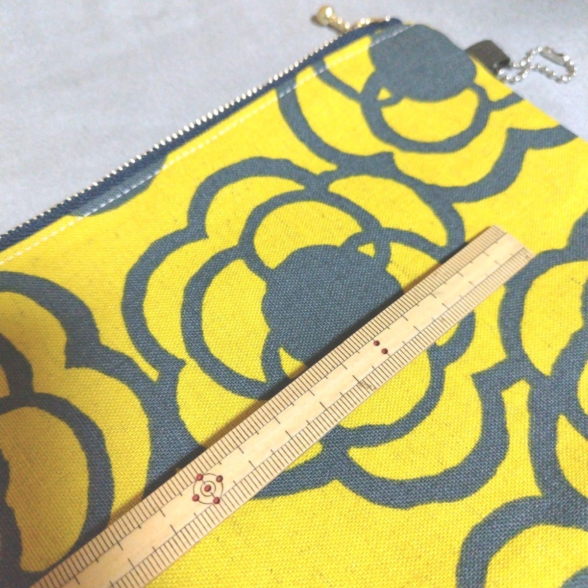 ◇ファスナー開閉♪マチ無しフラットポーチ♪cotton こばやし♪う早この布♪ハンドメイド