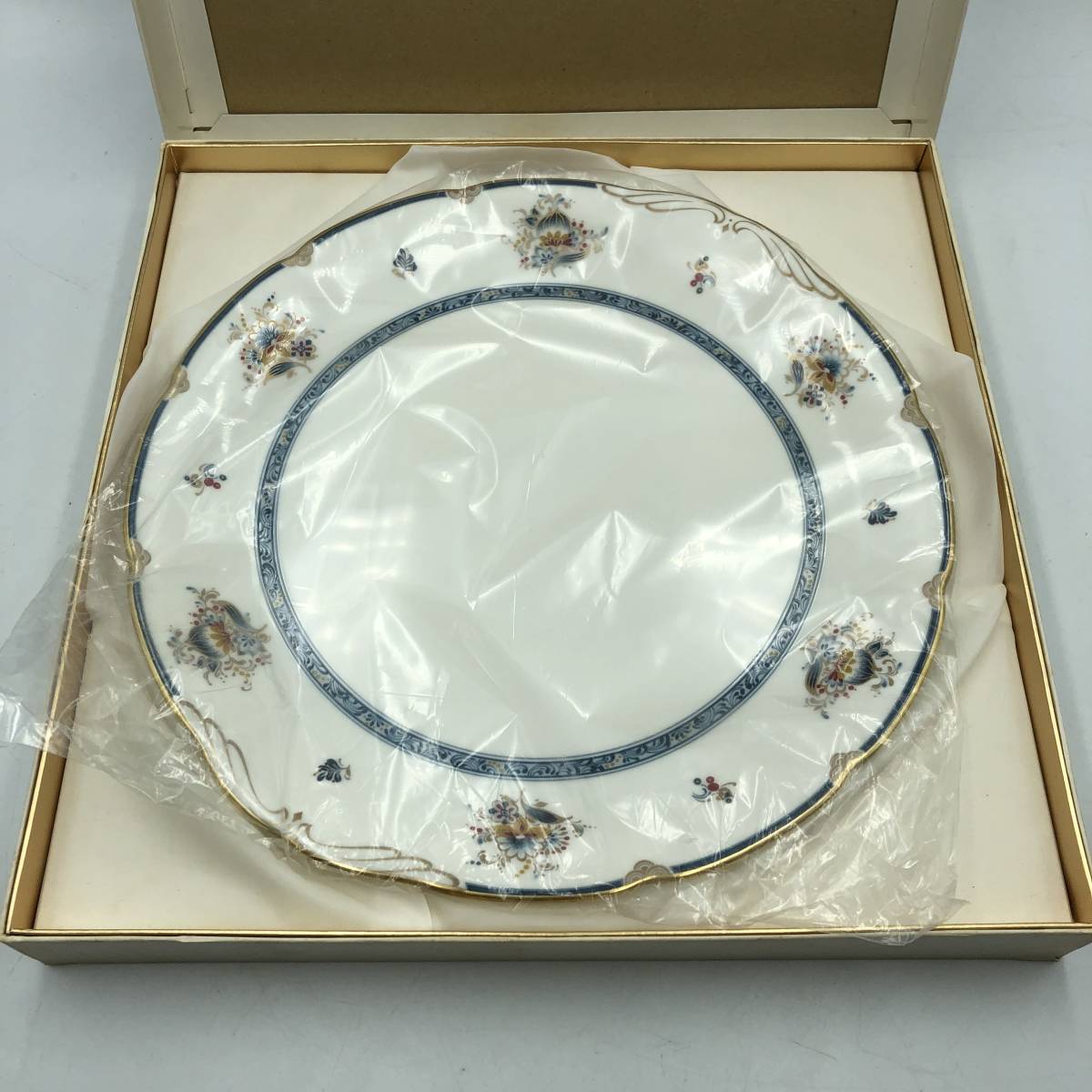 保管品 ナルミ NARUMI ボーンチャイナ SHARILA MOON シャリラムーン 大皿 盛皿 27cm 食器 磁器の画像5