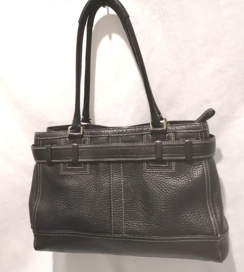 COACH コーチレザー バッグ ブラック 難あり美品|Yahoo!フリマ COACH コーチレザー バッグ ブラック 難あり美品|Yahoo!フリマ