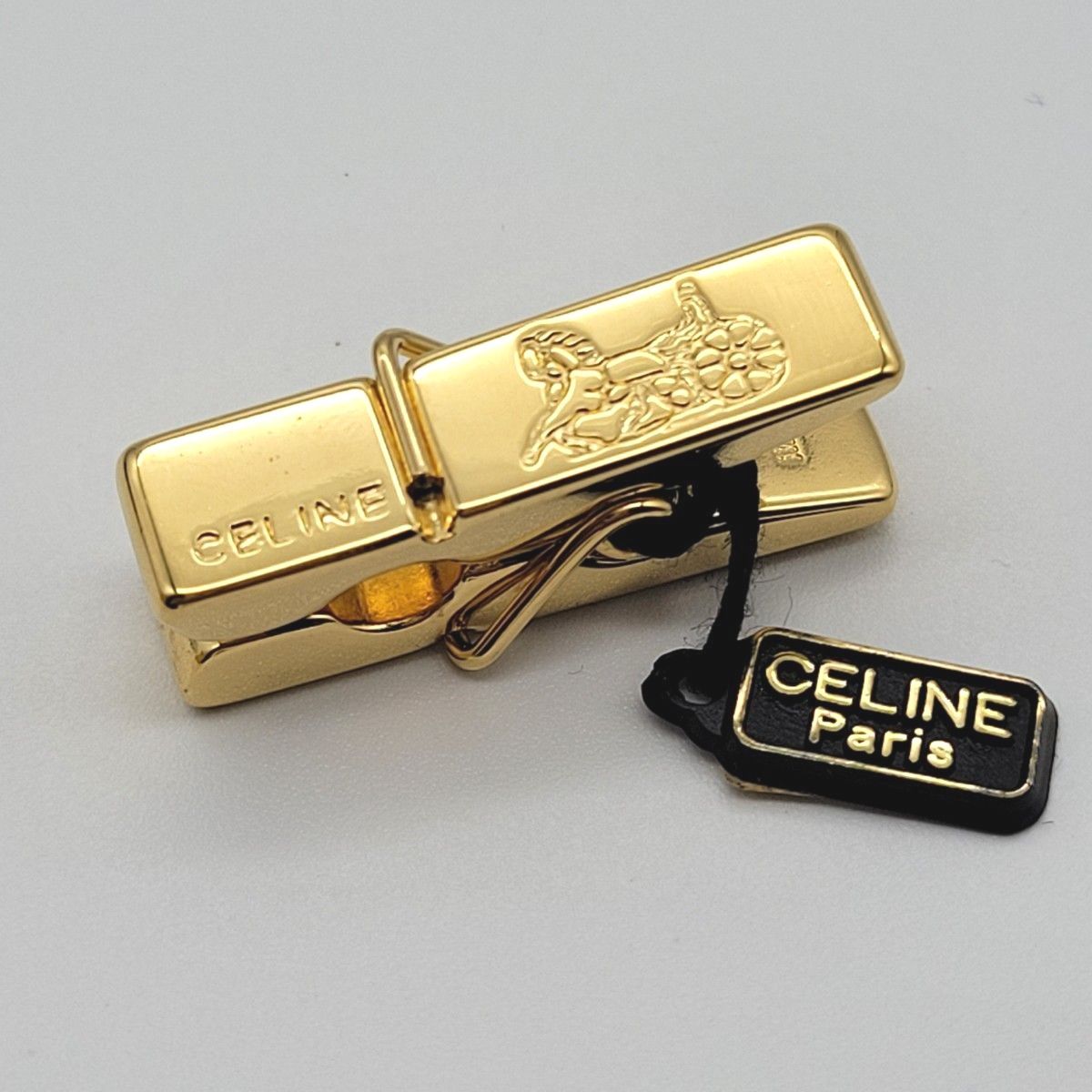 セール 新品 CELINE セリーヌ マネークリップ ゴールド お札 セール 新品 CELINE セリーヌ マネークリップ ゴールド お札