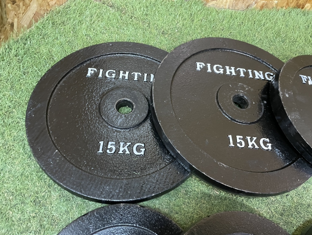 FIGHTING ROAD バーベルプレートセット 15Kg×2/10Kg×2/7.5Kg×2/5Kg×2/2.5Kg×4/1.25Kg×4/計90Kg 穴径28mm 筋トレ 「1919」_画像3