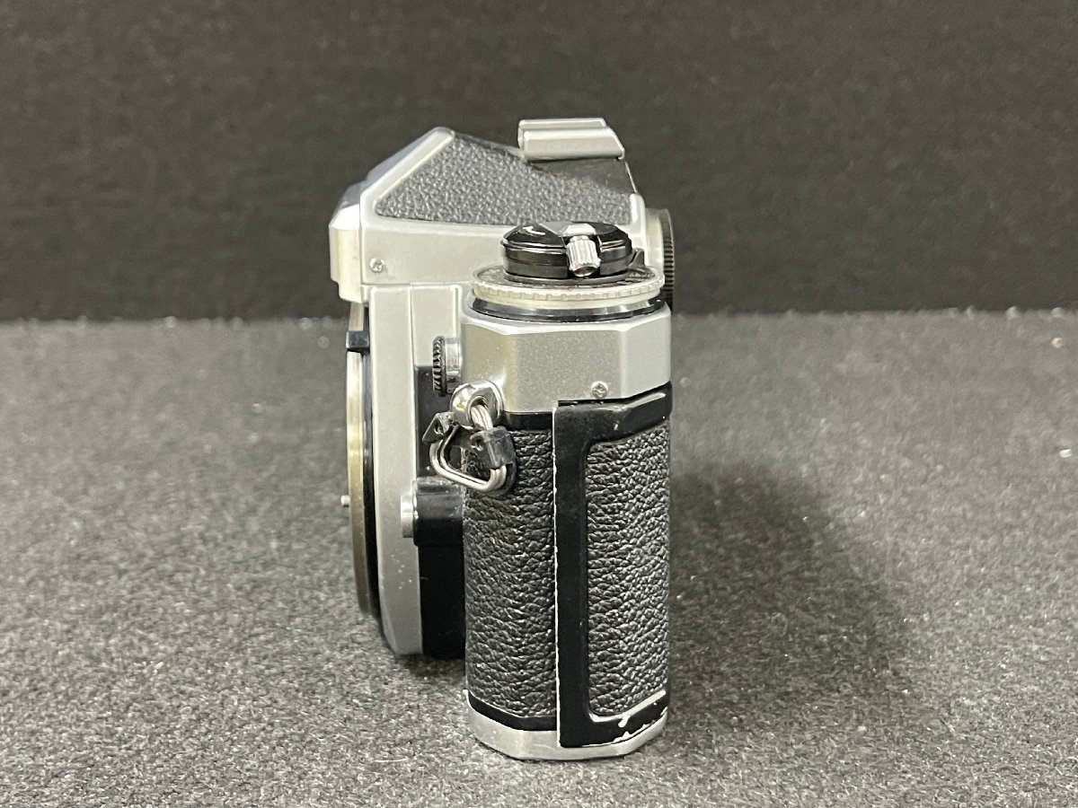 KF0601-105I　ゆうパック着払い　Nikon　FE2　ボディのみ　一眼レフカメラ　ニコン　フィルムカメラ　光学機器_画像9