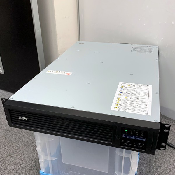 @S1486 現状品 保証無し ラックマウント 2U APC 高機能無停電電源装置 Smart-UPS 3000(SMT3000RMJ2U) バッテリー交換期日/Dec(12月)-2021