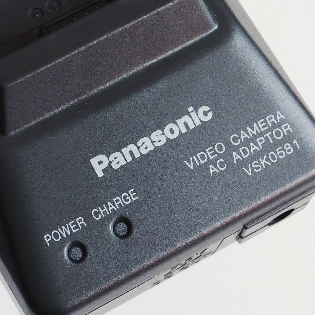 〈即決〉Panasonic パナソニック VSK0581 ビデオカメラ 充電器 チャージャーの画像2