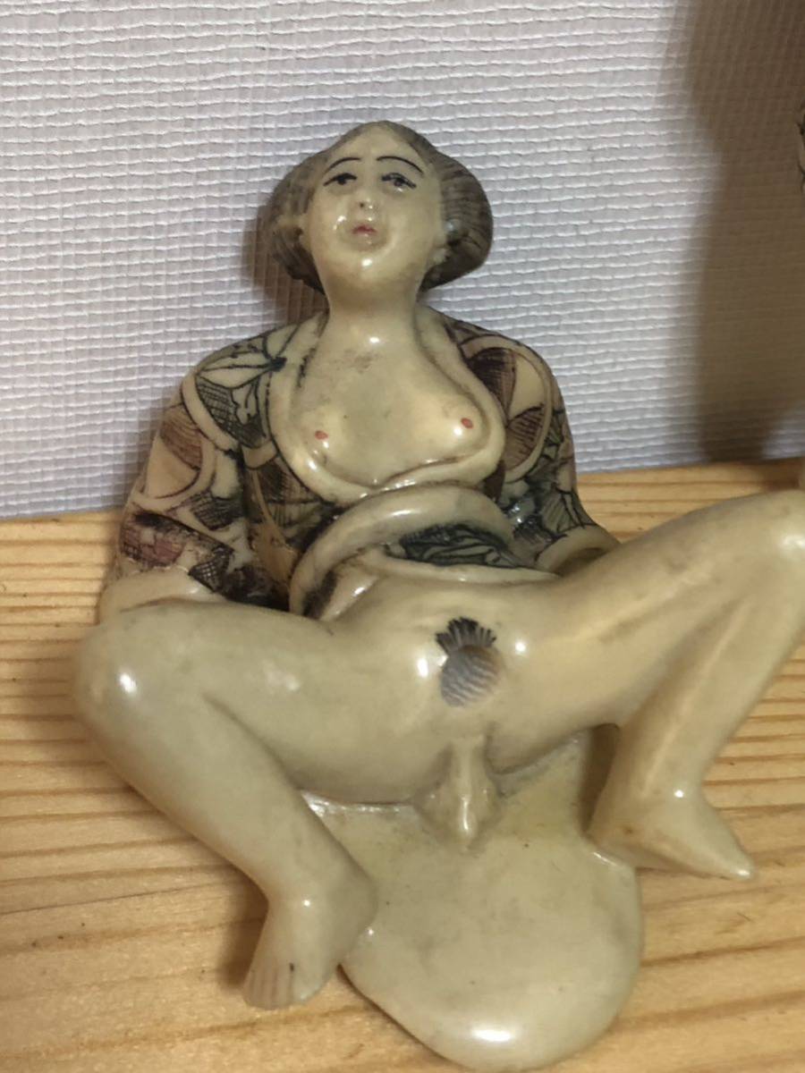 置物 彫刻 象牙風　春画　根付置物 春画男女浮世絵 細工彫刻 _画像4