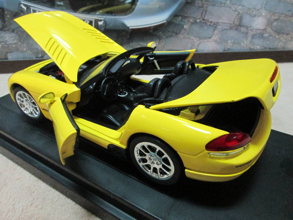 1/18　「Dodge Viper」 ！！ 「ERTL　AMERIKAN・MUSCLES」_画像8