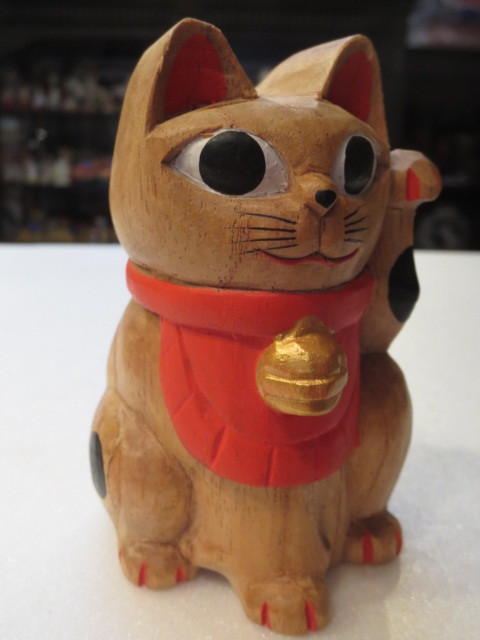 【壽】木彫人形　招き猫（大）　郷土玩具　木工玩具　民芸品　_画像2