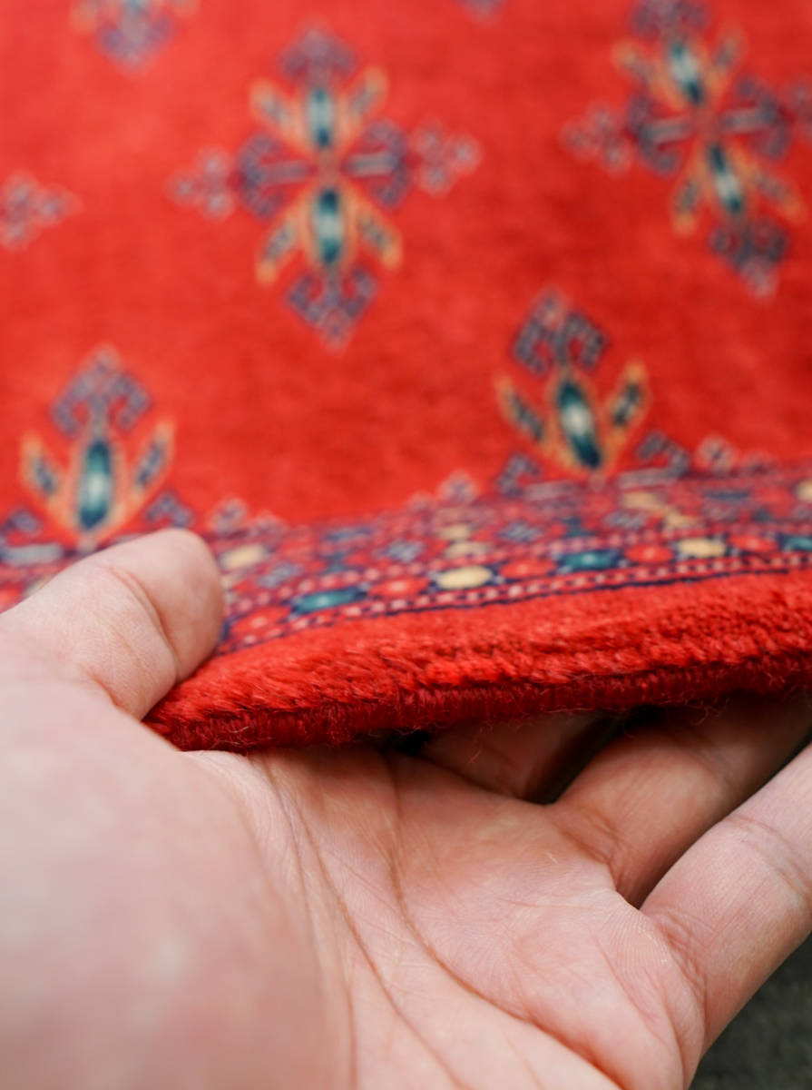 82×47cm トルクメン ボハララグ 手織り絨毯_画像6