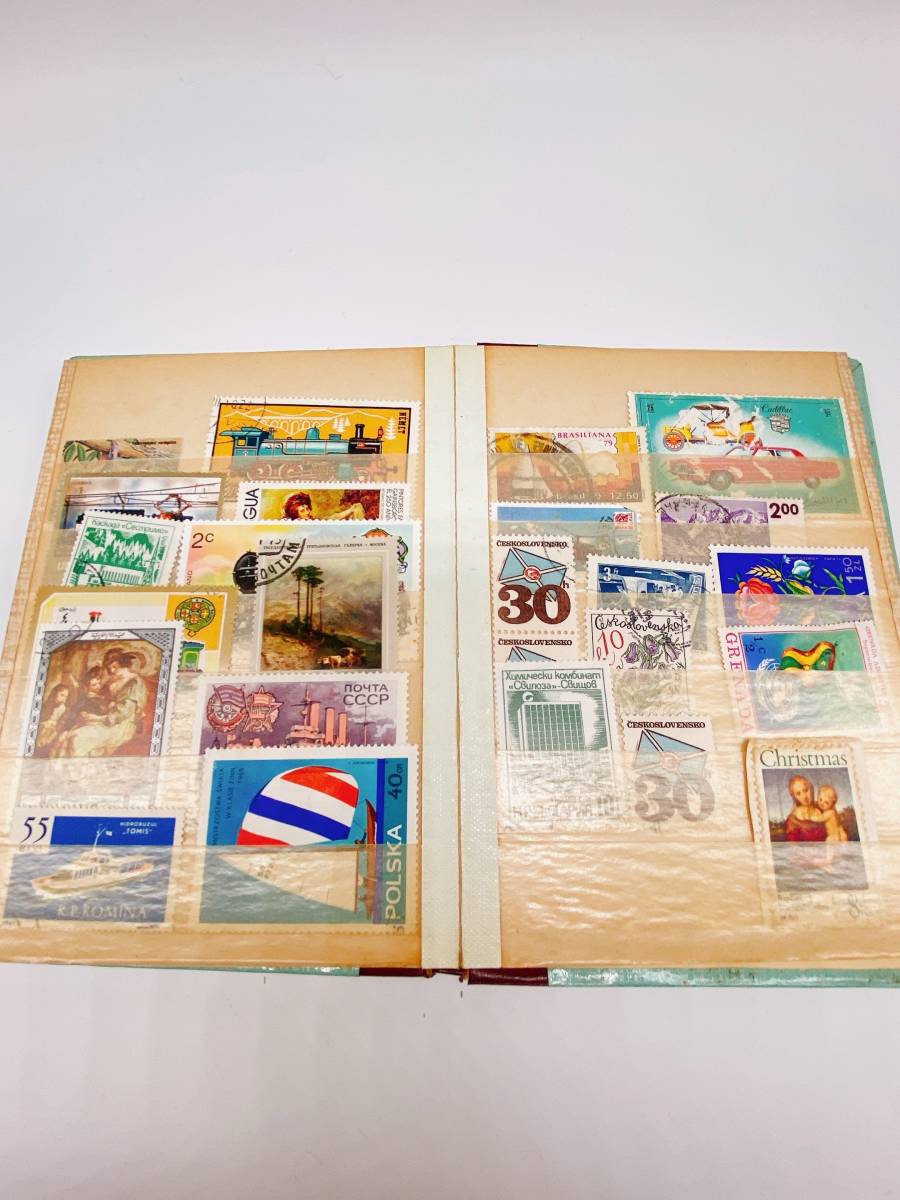 N34793 外国切手 まとめ 2冊 消印あり 台湾 動物 世界切手 韓国 ヨーロッパ ディズニー 花 大量 海外切手_画像9