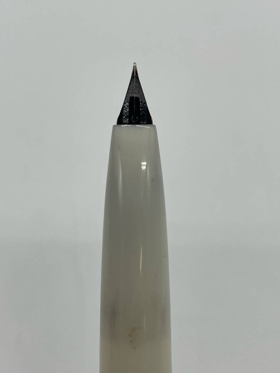S4033 プラチナ萬年筆株式会社 万年筆 ペン先 14K 刻印有 チューリップ 花柄 プラチナ万年筆 筆記用具 プラスチック アルミ ゴールドの画像3