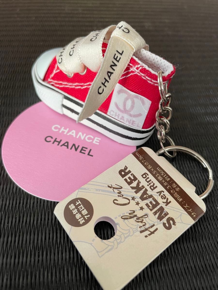 CHANEL シャネル ストラップ キーホルダー シューズ ミニチュア CHANEL シャネル ストラップ キーホルダー シューズ ミニチュア