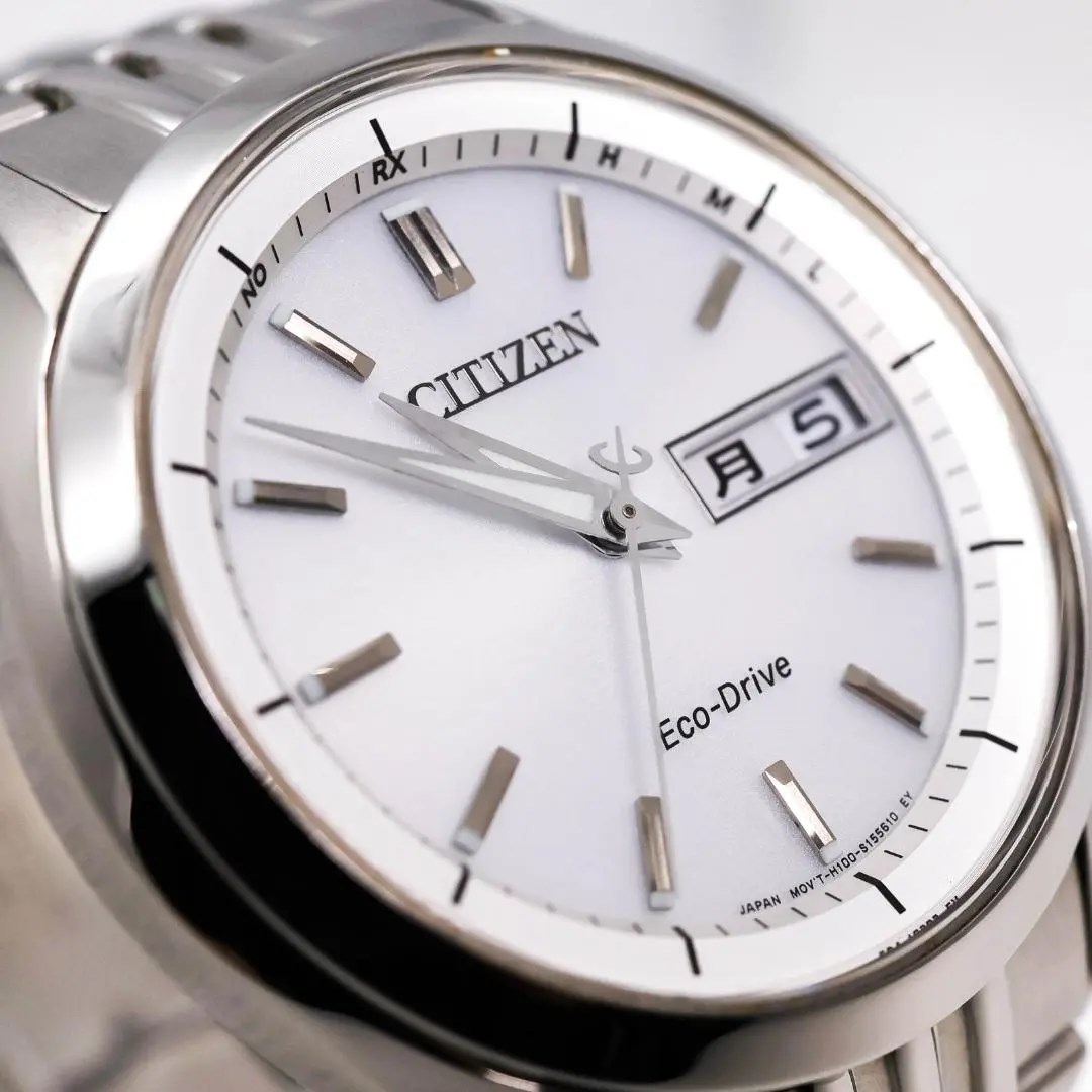 《美品》CITIZEN Eco-Drive 腕時計 シルバー 電波ソーラーrの画像4