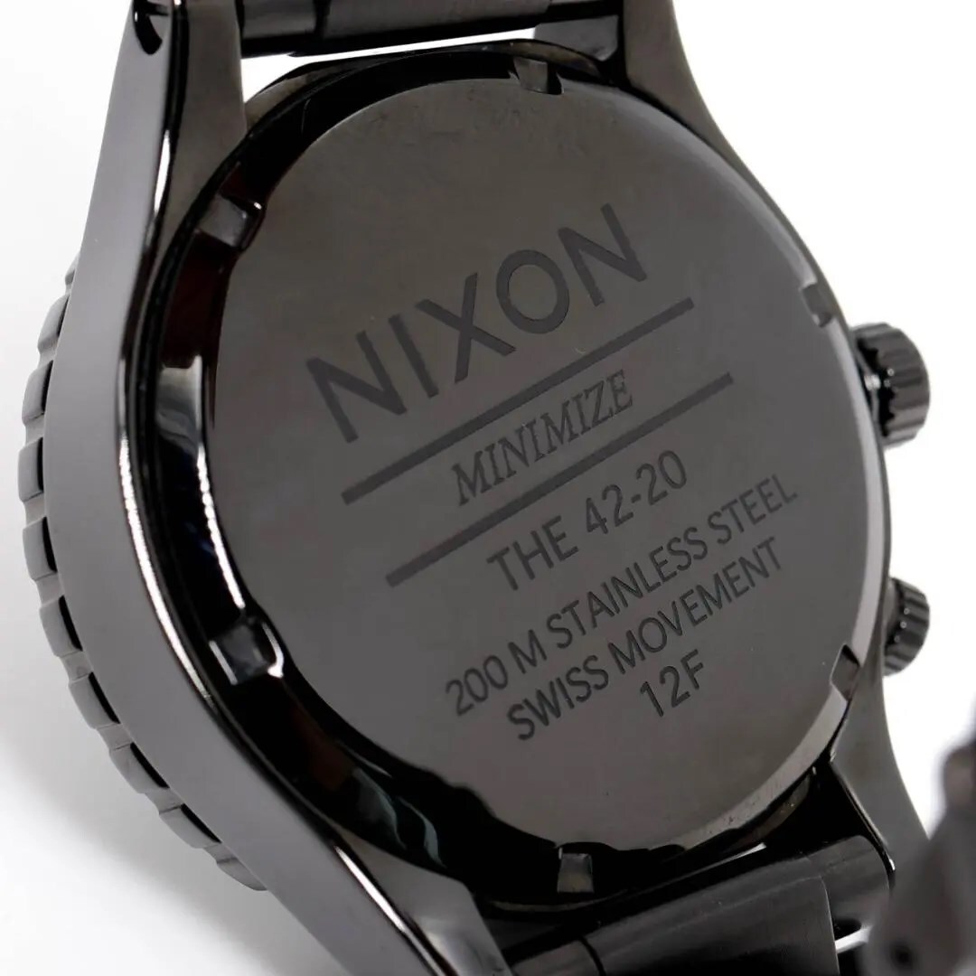 《美品》 NIXON MINIMIZED 腕時計 クリスタル タイドグラフ q