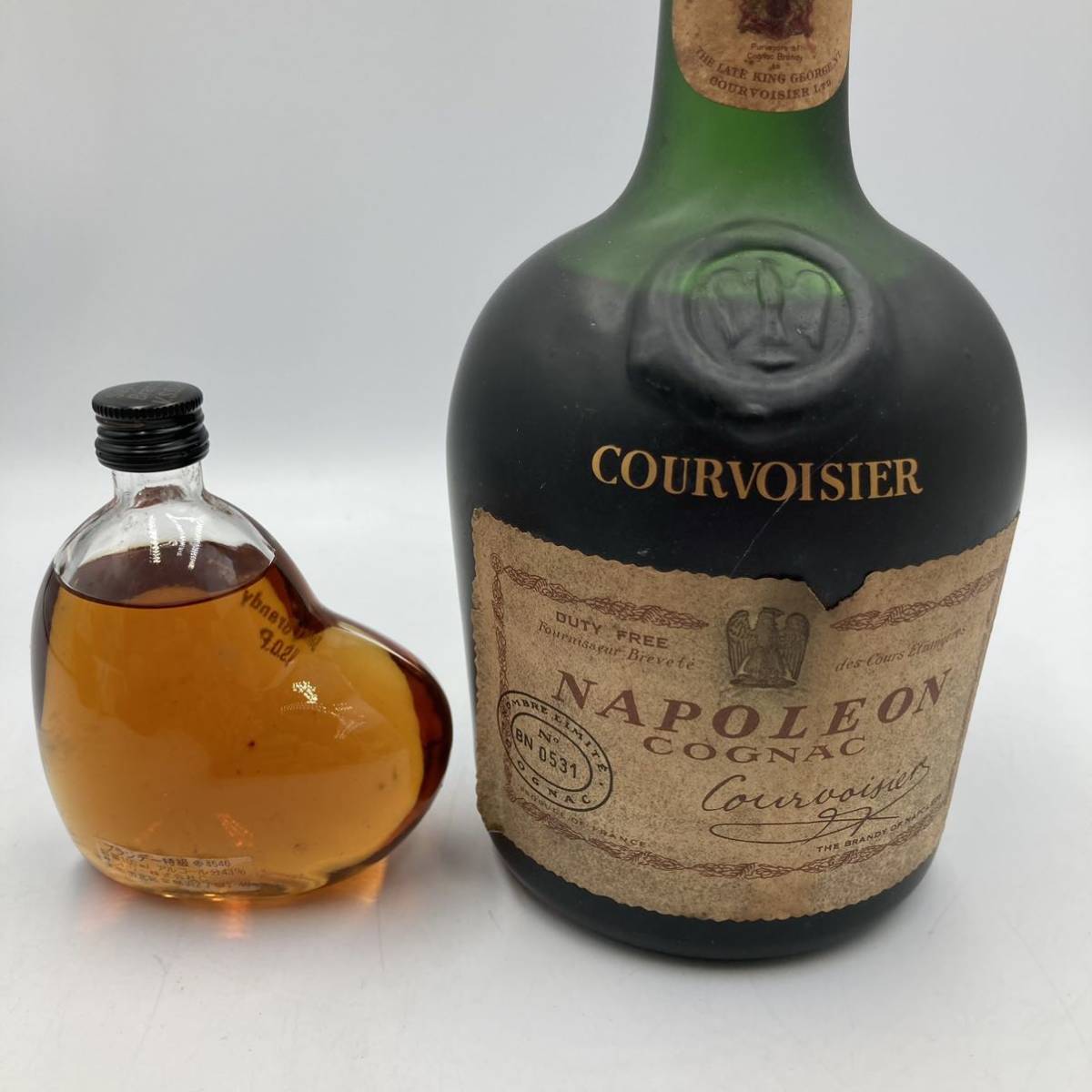 2.16 NG-B2143★未開栓 ブランデー 2本まとめ（VSOP.COURVOISIER）★クール便不可/容量 100〜700ml/アルコール分 40〜43%/DA3 DC0_画像6