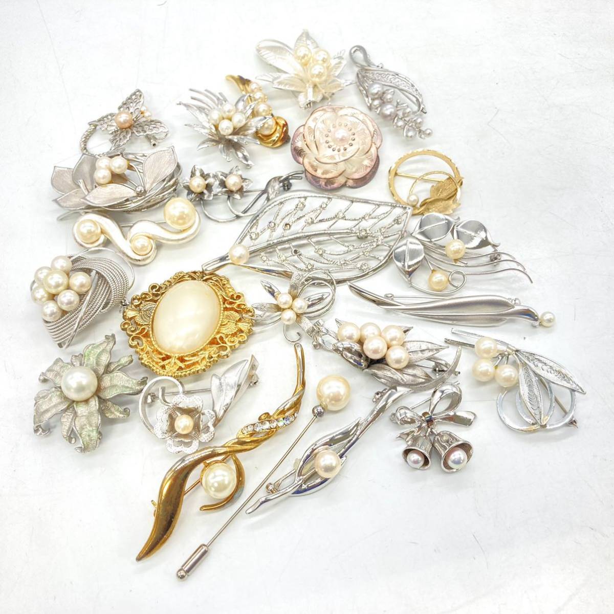 ■パールブローチ30点おまとめ■f重量約207g アコヤ あこや 真珠 淡水 accessory イミテーション Pearl broach silver 925 CE0 _画像4