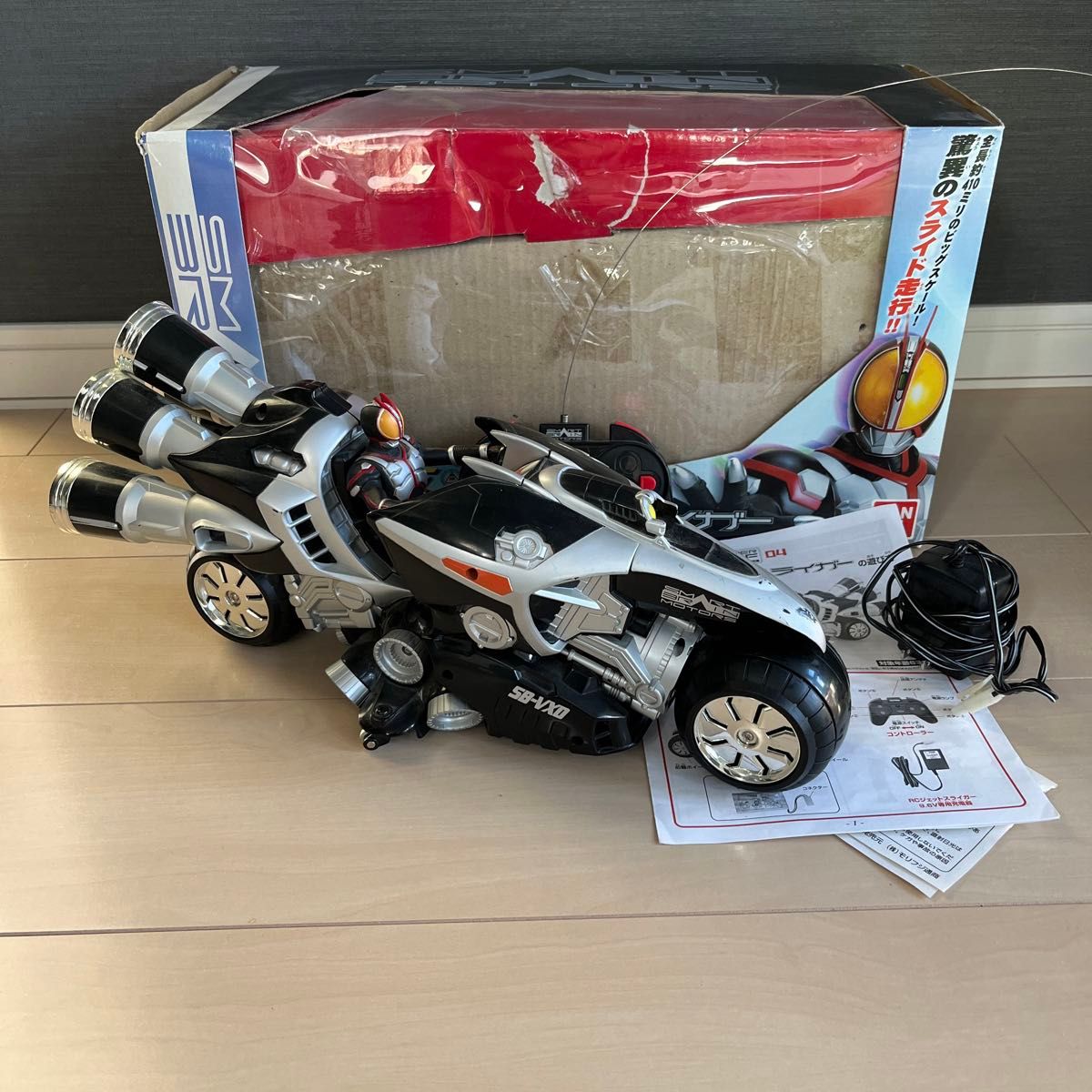 仮面ライダー555 RCジェットスライガー 当時物 バンダイ ポピー 仮面ライダー555 RCジェットスライガー 当時物 バンダイ ポピー