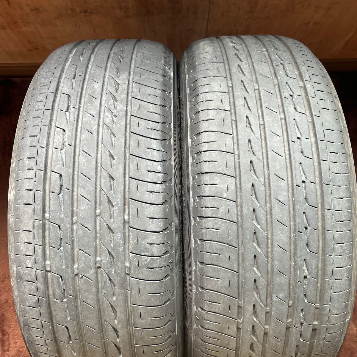 ブリヂストン　REGNO GR-XⅡ 215/55R17 94V 2019年製★2本セット 6〜7分山ぐらい_画像1