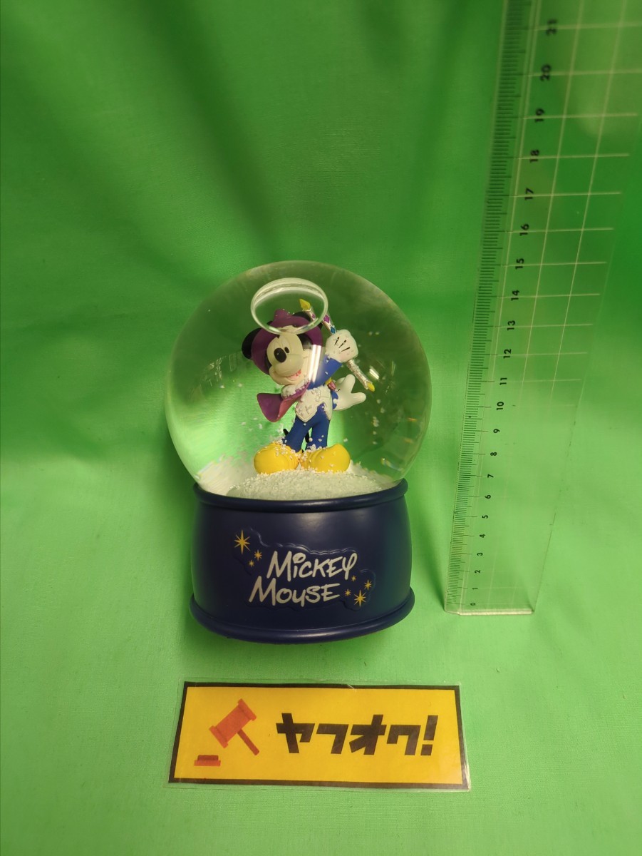  snow dome Disney snow glove figure Mickey Mouse Mickey Magic 