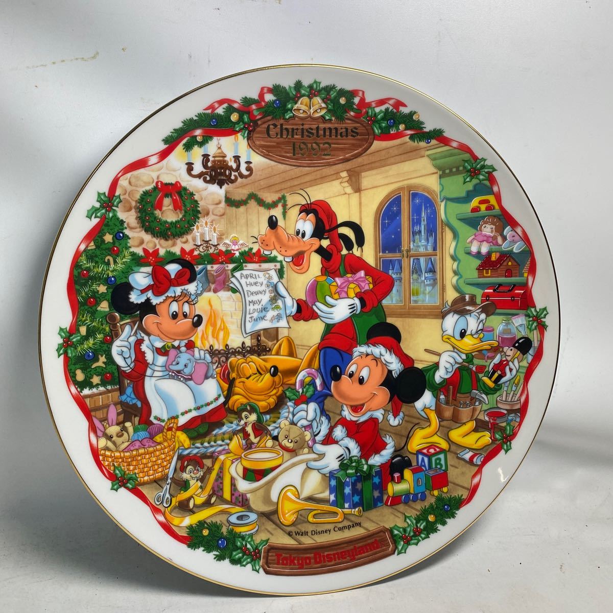 K202-028 希少 東京ディズニーランド クリスマスプレート 1992年 飾り皿 ミッキー ミニー グーフィー ドナルド ダッフィー 現状品_画像1
