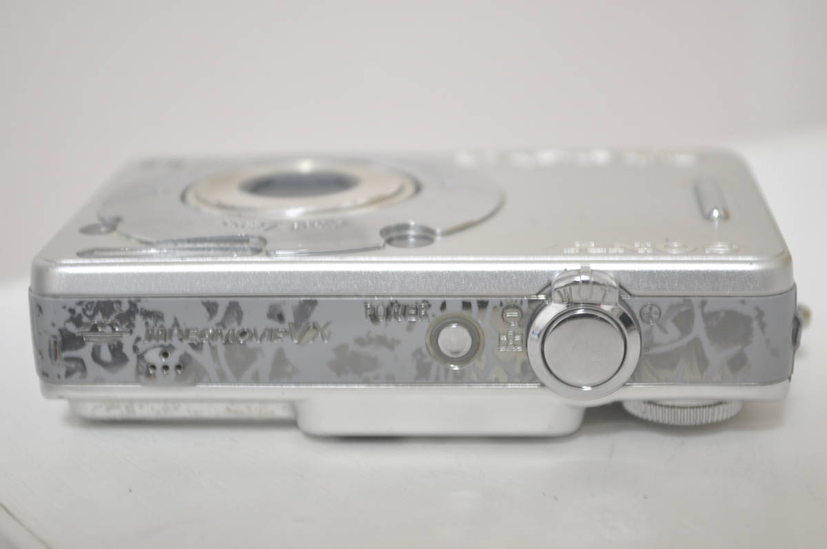 ジャンク扱い ソニー SONY Cyber-Shot DSC-W50 シルバー ♯A5136_画像5