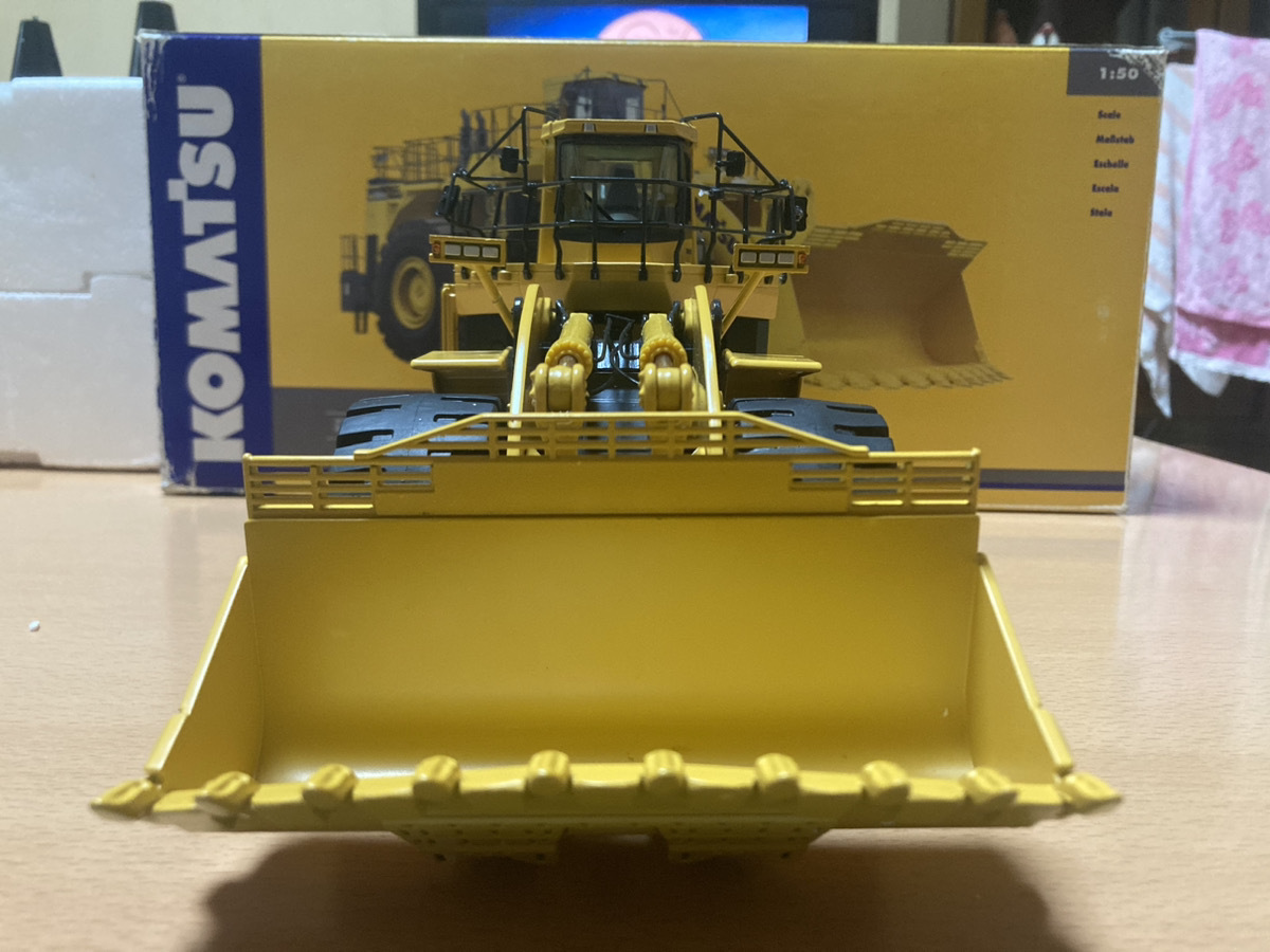 ミニカー 1/50 コマツ KOMASTU WA1200 889 建機_画像2