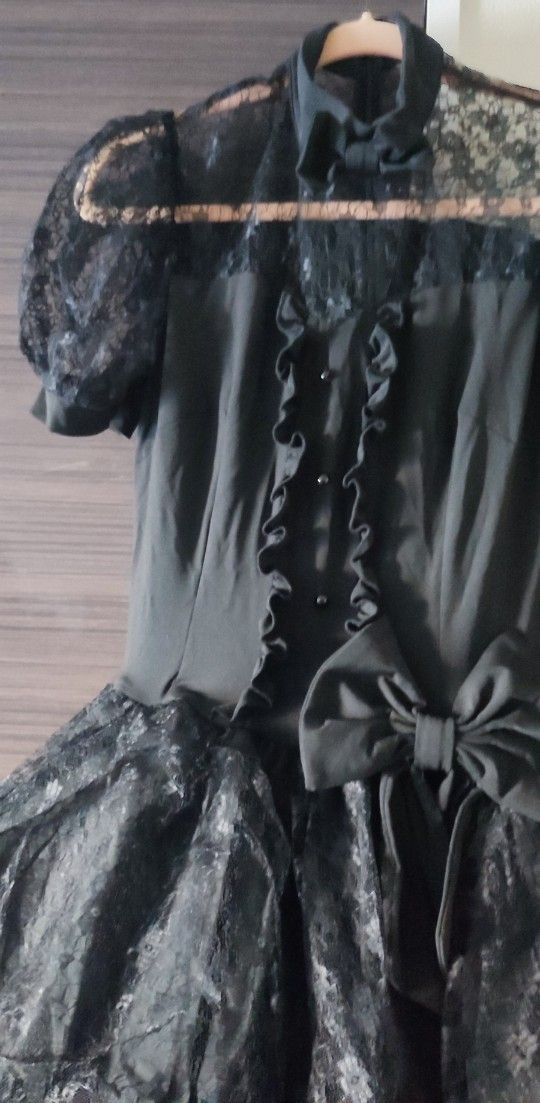 衣装 ワンピース コスチューム コスプレ ハロウィン 仮装 ダンス レース ゴシック 黒 パーティー 半袖 フィッシュテール