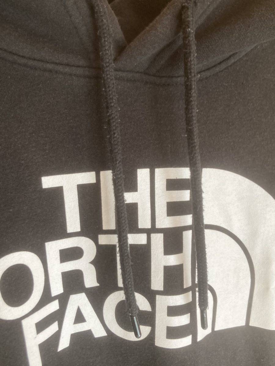 THE NORTH FACE パーカー Lサイズ　黒 ブラック スウェット ロゴ　USED 古着　アウトドア　カジュアル　ファッション　ノースフェイス_画像2