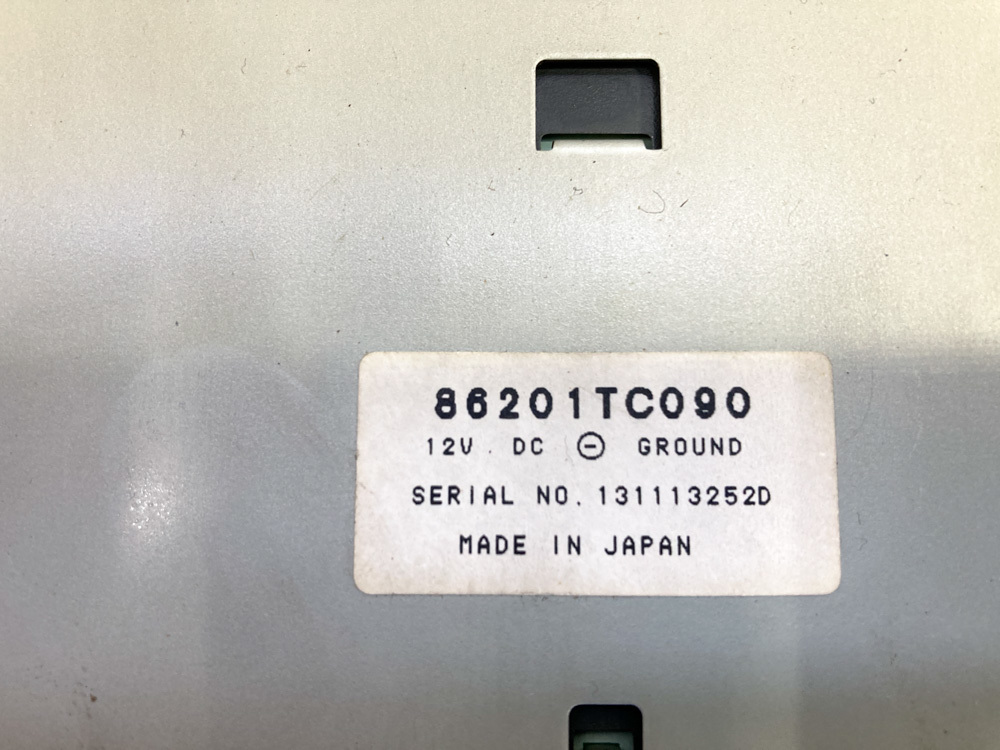  Subaru Sambar Truck TT2 TC original radio 86201-TC090 junk 