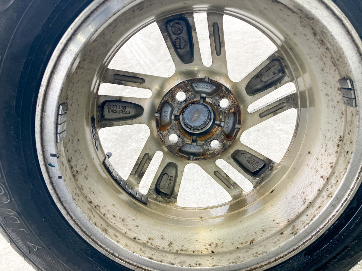  Nissan Note rider original wheel with tire 185/65R15 5.5J 40 4 hole "Autech" 