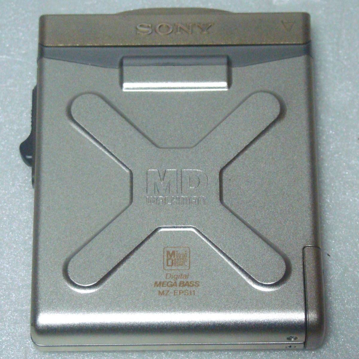 SONY MD WALKMAN MZ-EPS11 シャンパンゴールド_画像1