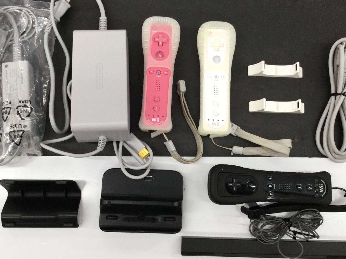 全てのアイテム Yahoo!オークション リモコンx3 本体 WiiU Nintendo 動作品 - Wii U本体