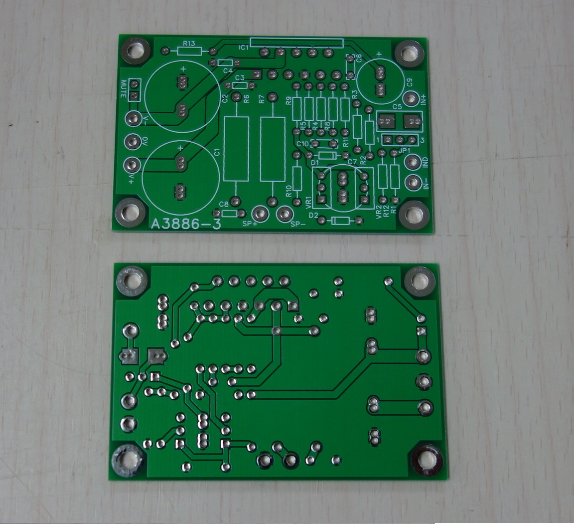 LM3886TF採用オーディオパワーアンプ自作用プリント基板（DCアンプ構成，パラレル/ブリッジ構成可）_上：部品面、下：半田面