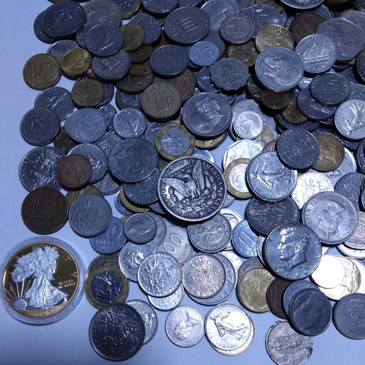 古銭 銀貨 硬貨 コイン 外国銭 アメリカ ヨーロッパ 海外 アジア 中国 コレクション 台湾 香港 2.5キログラム以上 A_画像2