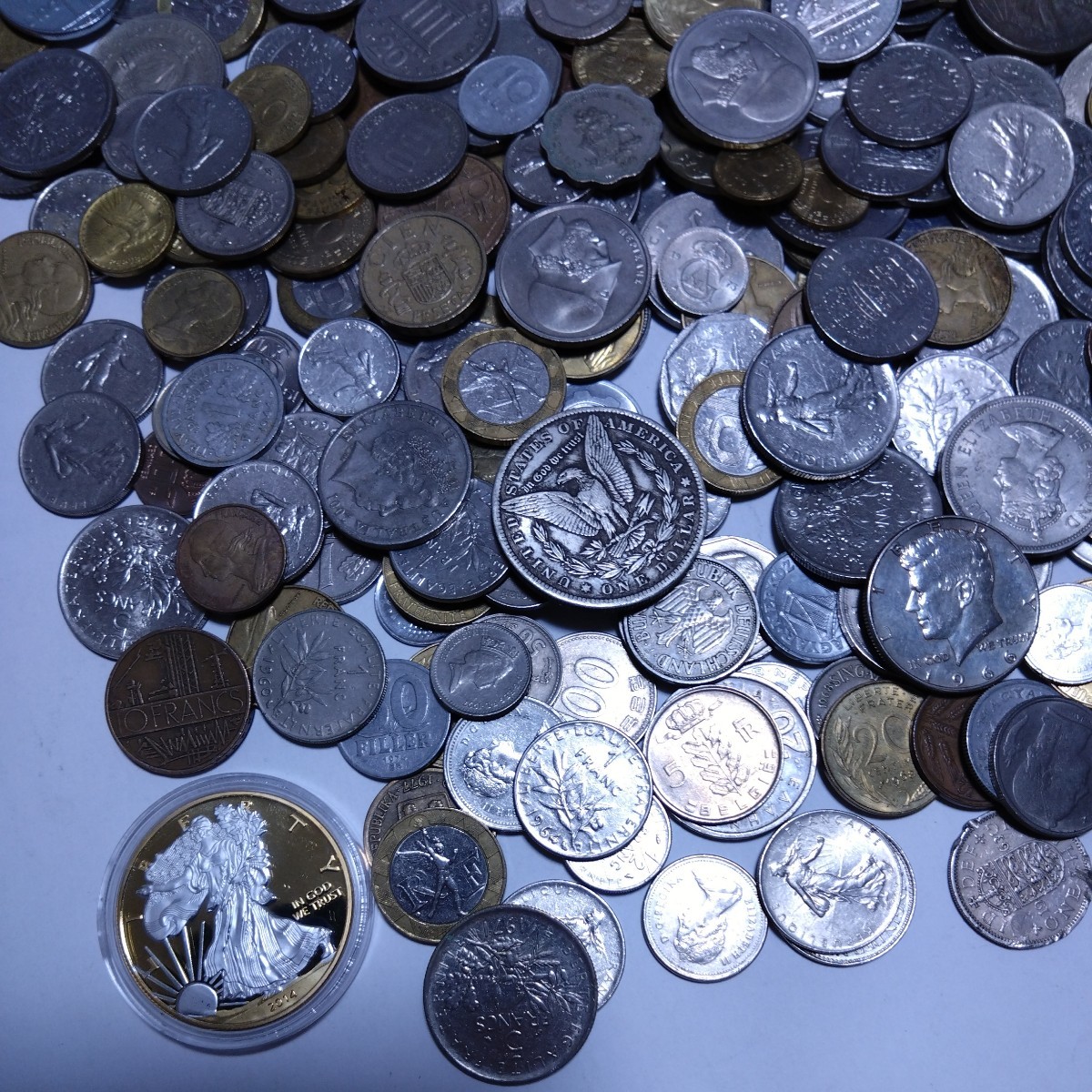 古銭 銀貨 硬貨 コイン 外国銭 アメリカ ヨーロッパ 海外 アジア 中国 コレクション 台湾 香港 2.5キログラム以上 A_画像8