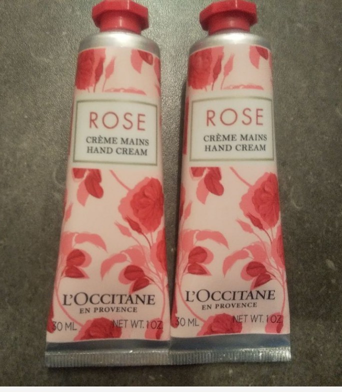 送料無料 ロクシタン ハンドクリーム ローズ30ml 2本セット 新品_画像2