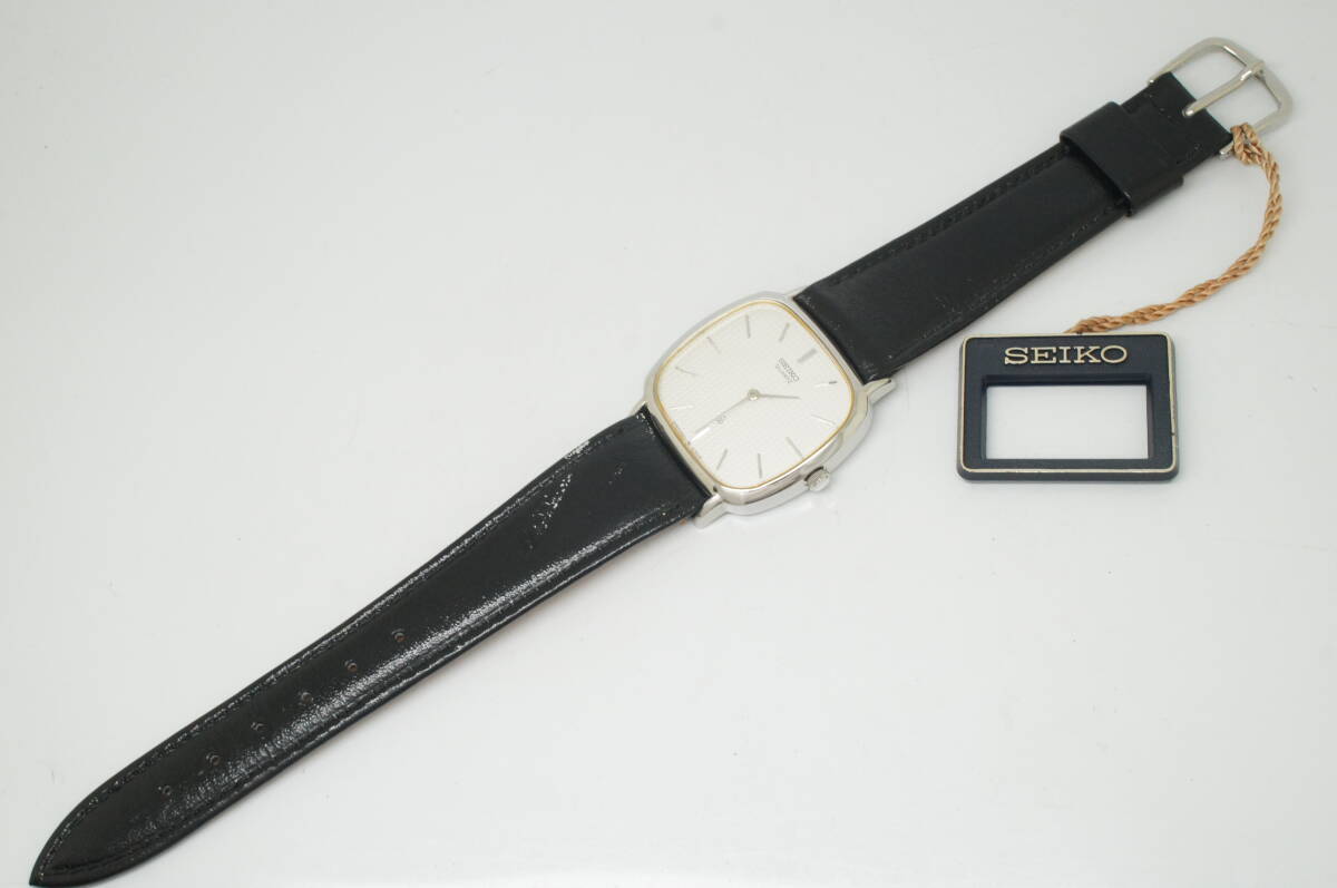 B114●作動良好 未使用デッドストック SEIKO セイコー シャリオ 2620-5430 1980年製 定価25000円 メンズ腕時計 シルバー クォーツ_画像5