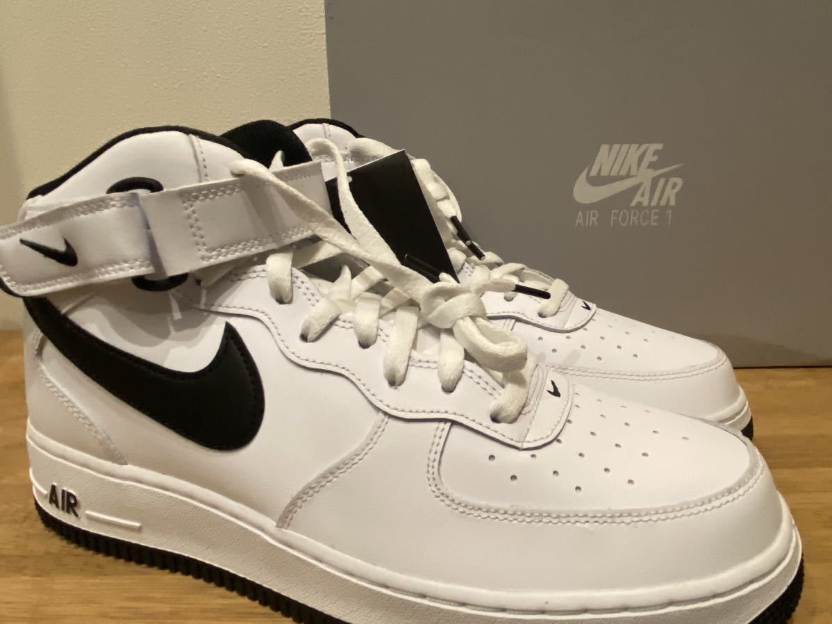 即決28cm NIKE AIR FORCE 1 MID '07 DV0806-101 WHITE/BLACKナイキ エアフォース1 ミッド ホワイト ブラック 新品国内正規US10_画像1