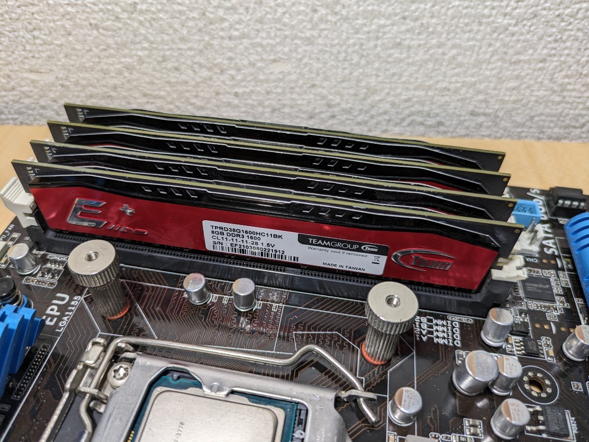 ASUS マザーボード P8Z68-V CPU i7-3770 メモリteam8GB×４枚　セット_画像3