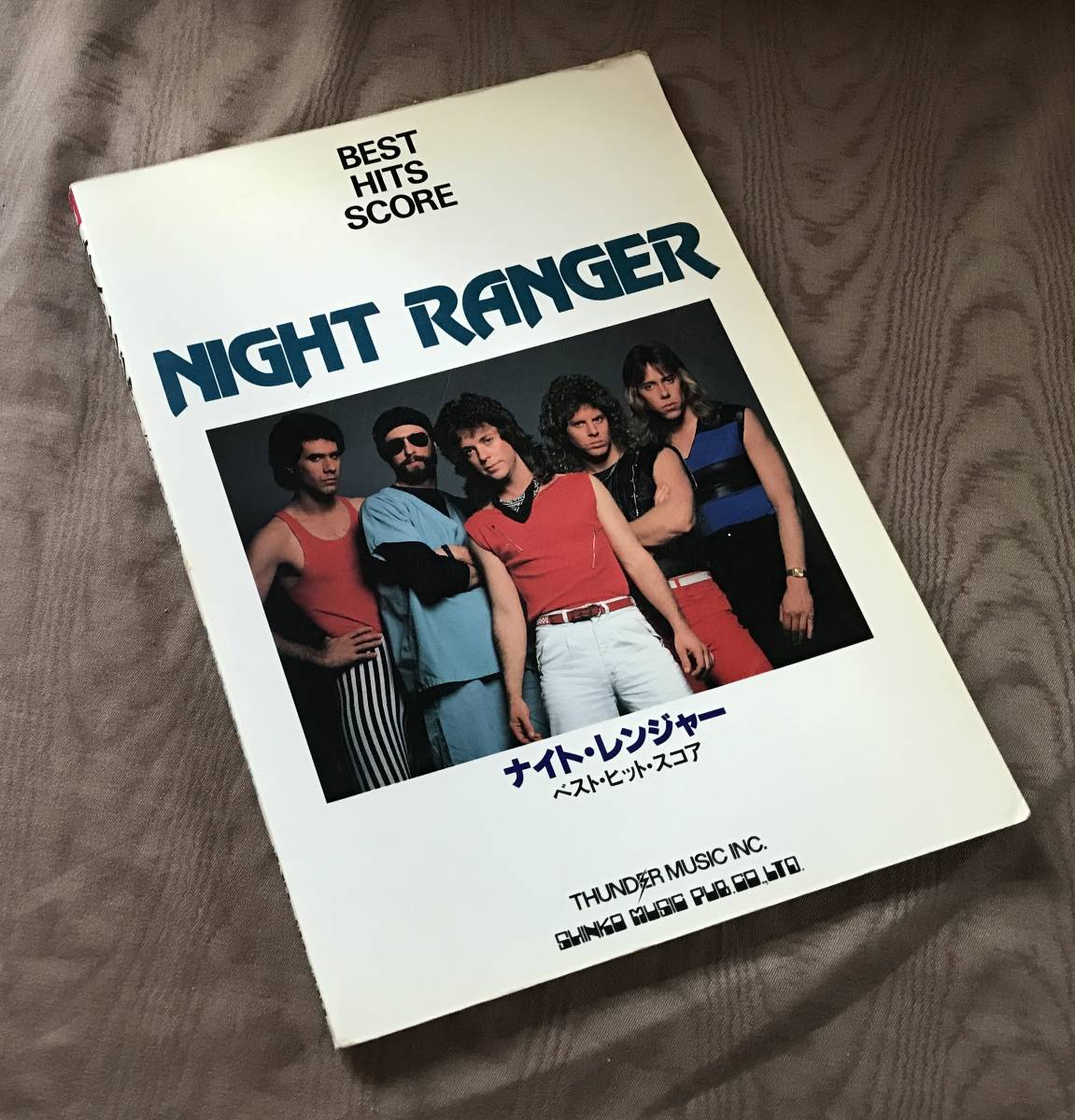 即決 バンドスコア NIGHT RANGER ナイトレンジャー ベスト・ヒット・スコア TAB譜&解説 検索：楽譜 スコア EP LP CDの画像1