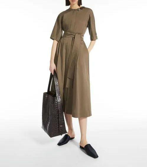 新品 'S Max Mara コットン サテン ビジュー ドレス 定価11万円　size 40_画像2