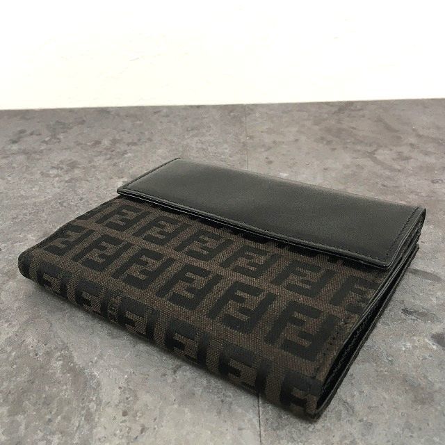 ☆送料無料☆ 極美品 FENDI Wホック財布 8M0030 ズッカ柄 186_画像6