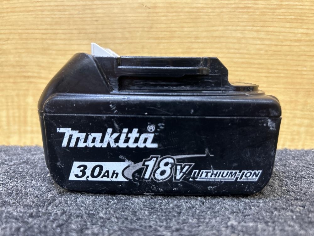 013♪おすすめ商品♪マキタ makita 18V3.0Ahバッテリ- BL1830B　充電41回放電10％負荷5％_画像2