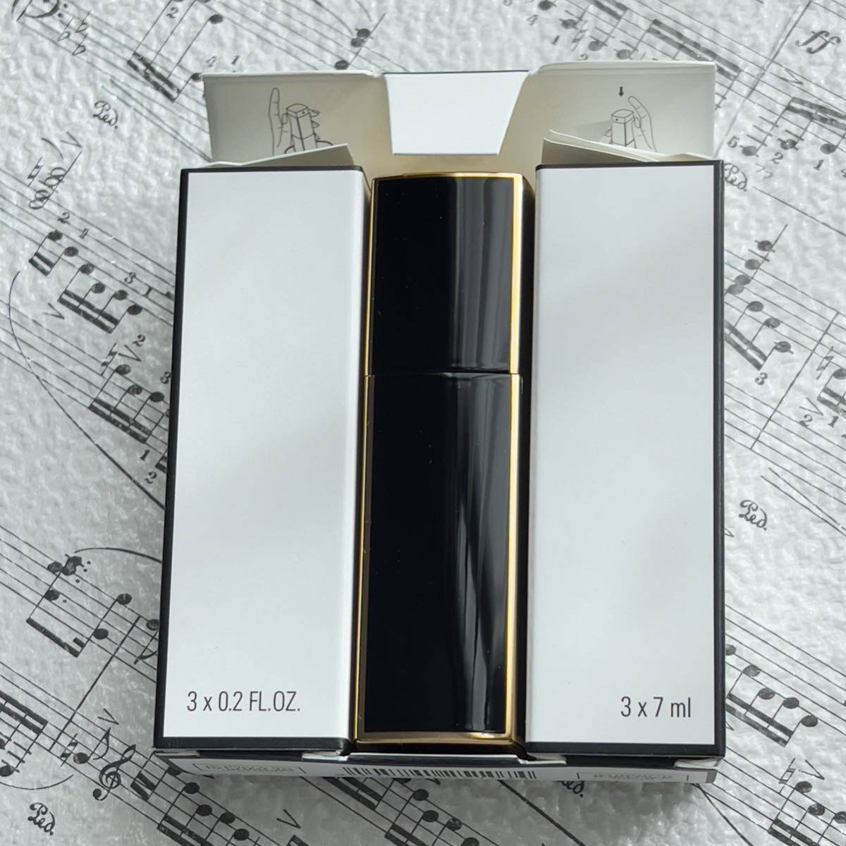 限定品 正規品 CHANEL (シャネル) シャネル N°5 オードゥ パルファム ミニ ツィスト＆スプレイ (7ml＋リフィル2本付)_画像4