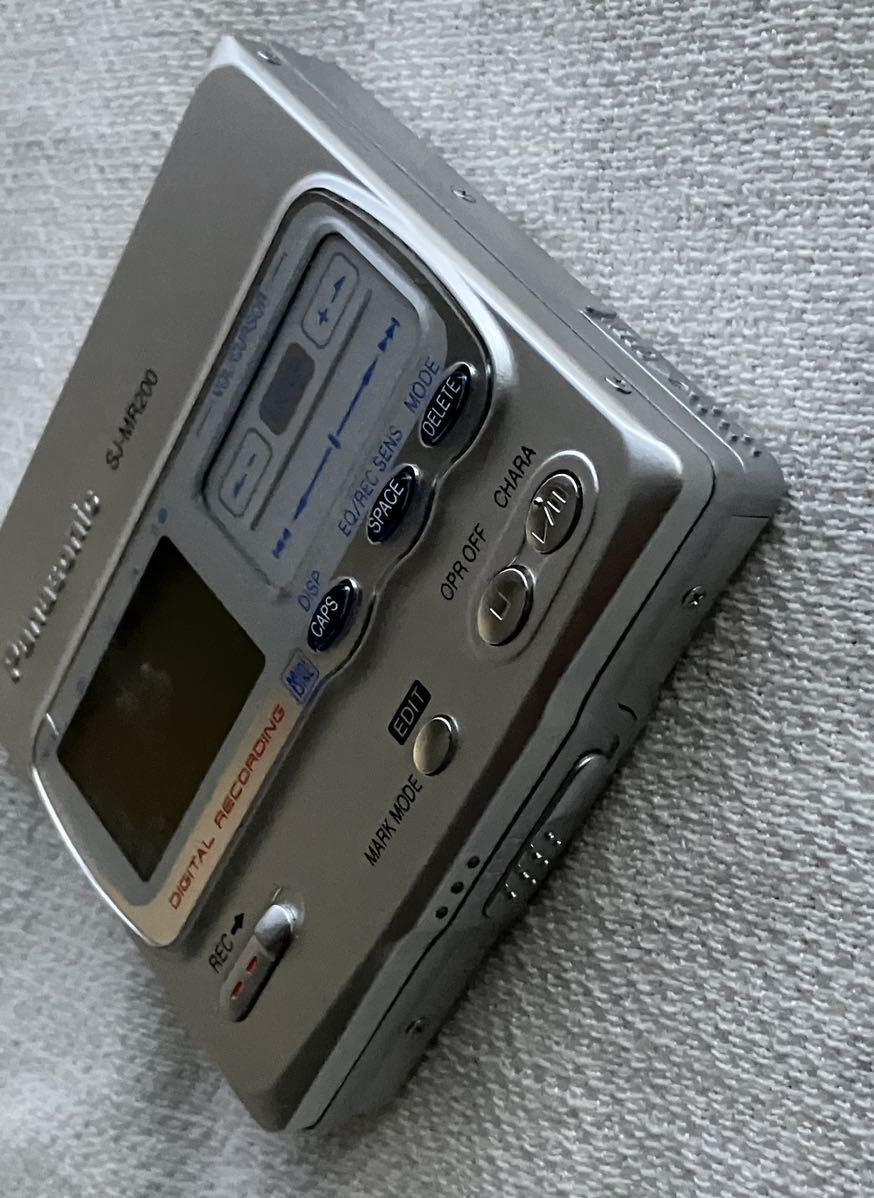 ポータブルMDレコーダー Panasonic SJ-MR200-S 説明書有り 付属品多数付き パナソニック 録音 再生 動作確認済み MD プレーヤー _画像4